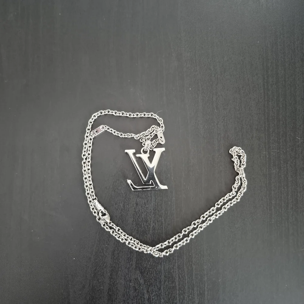 LV Silver Necklace - Picture 2 of 3